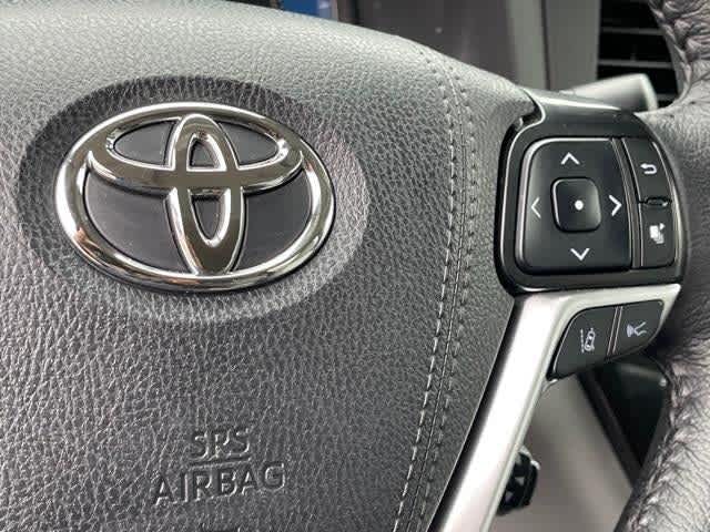 Thumbnail: 2020 Toyota Sienna - 34