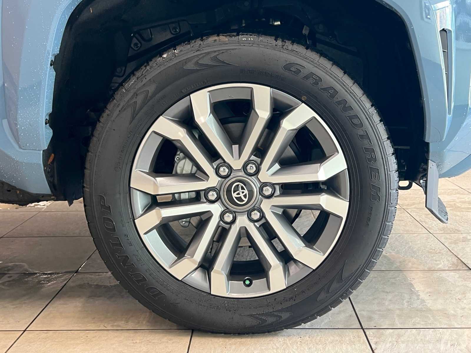 Thumbnail: 2025 Toyota 4Runner - 7