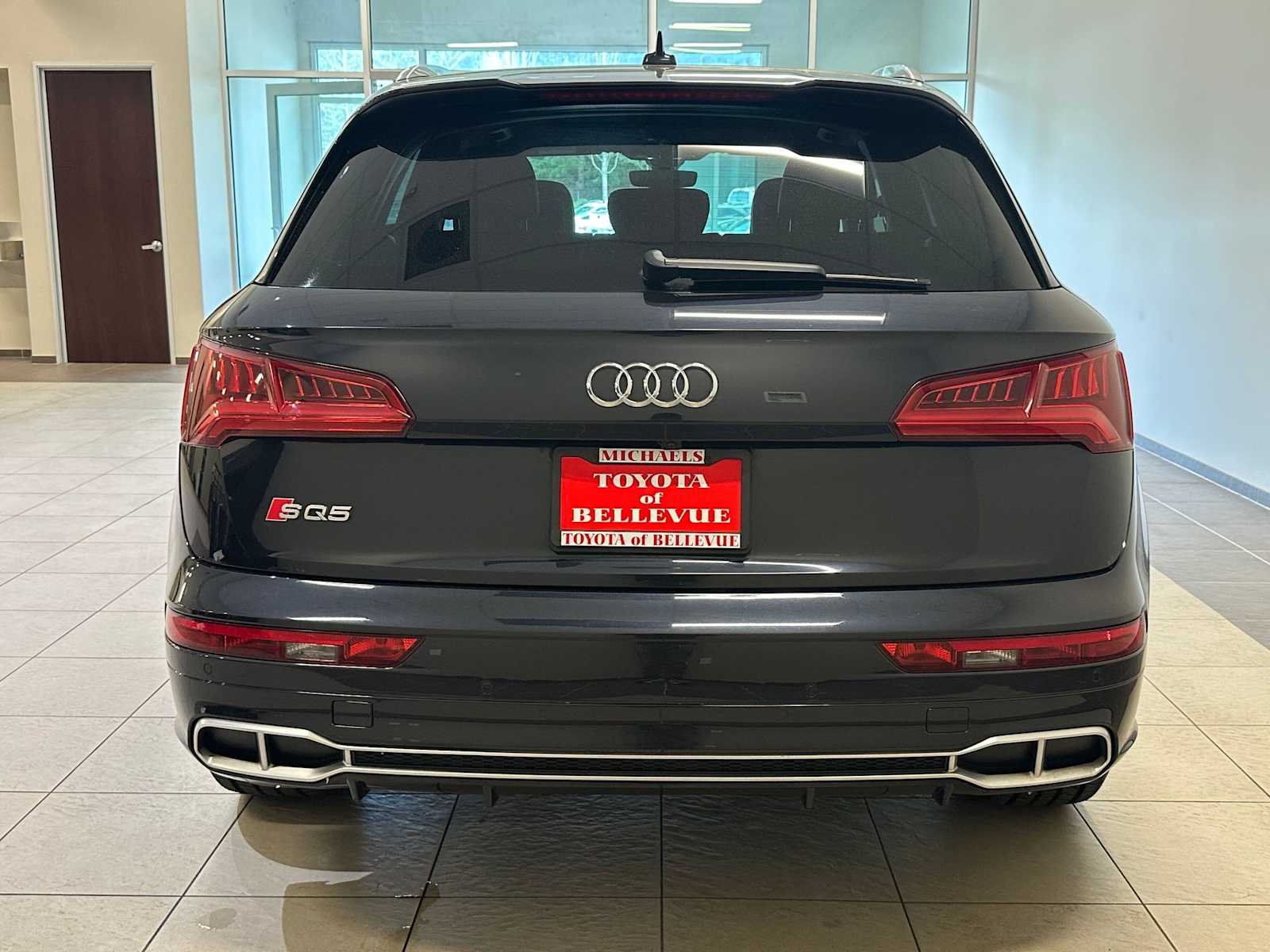 Thumbnail: 2018 Audi SQ5 - 5