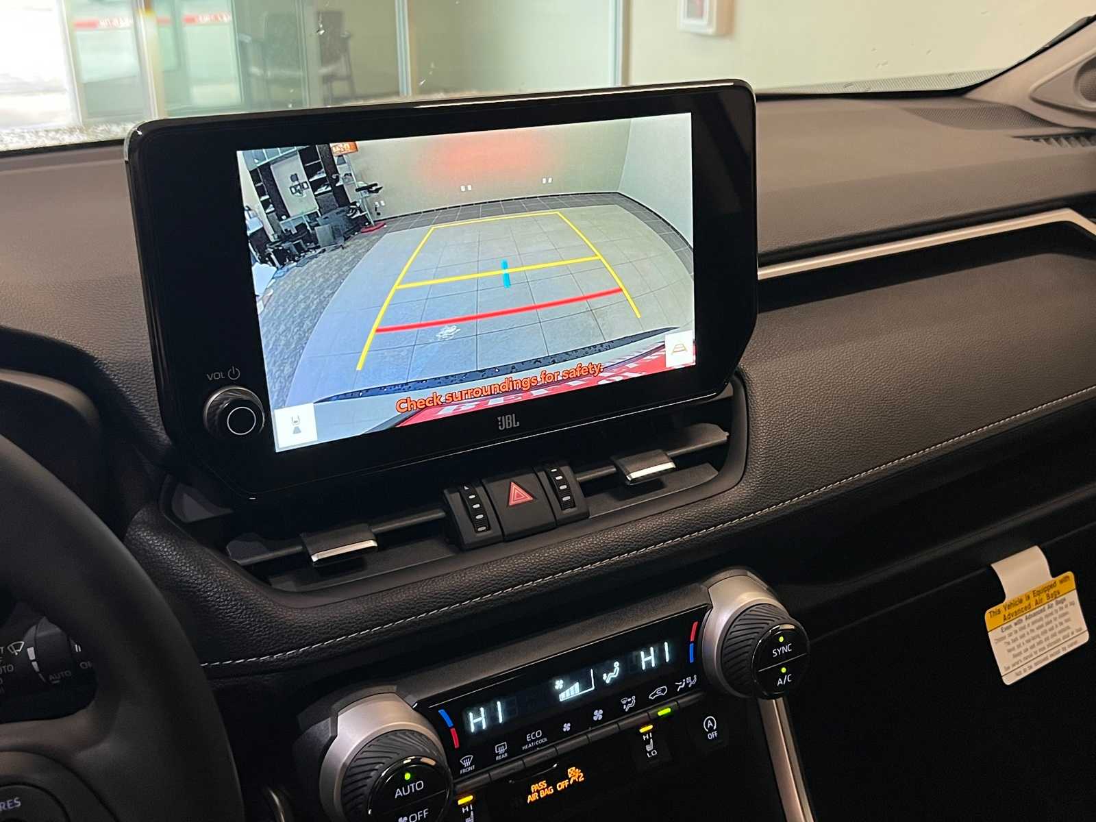 Thumbnail: 2025 Toyota RAV4 - 27