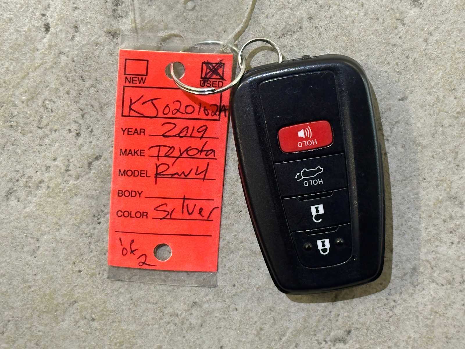 Thumbnail: 2019 Toyota RAV4 - 32