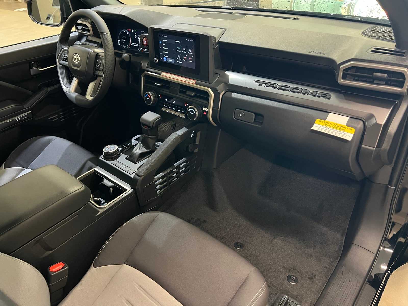 Thumbnail: 2025 Toyota Tacoma - 15