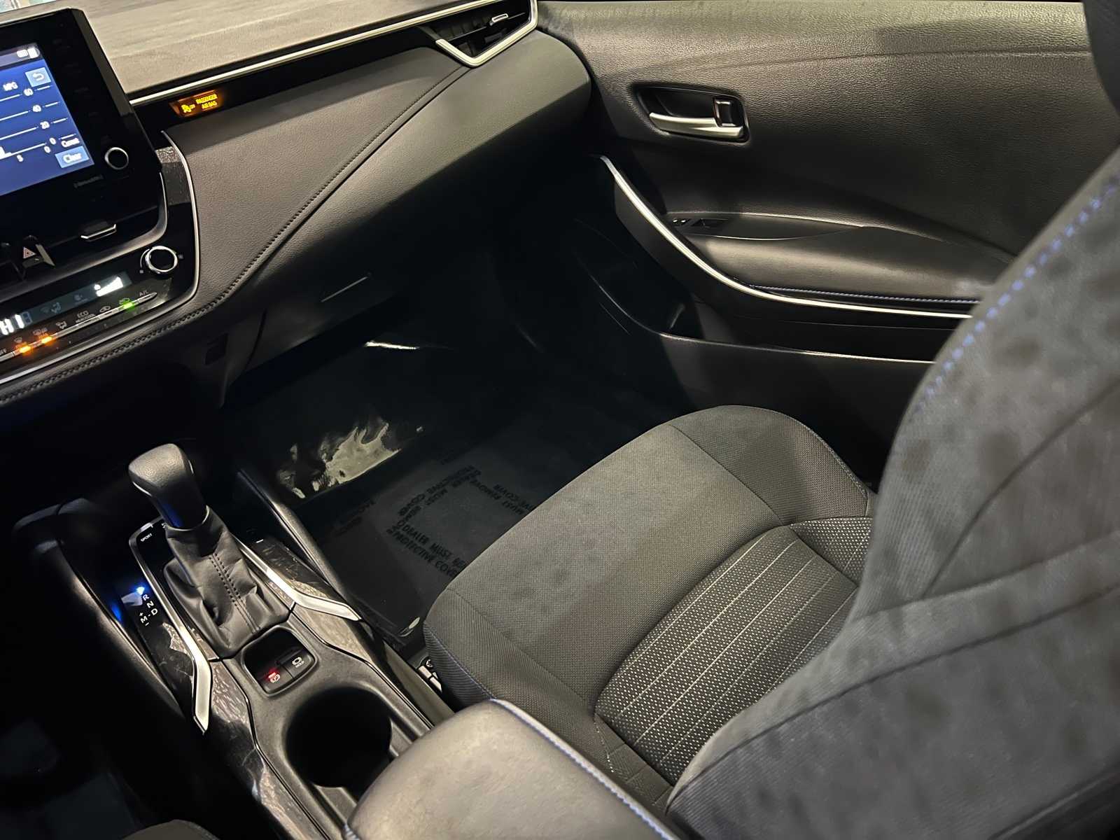 Thumbnail: 2022 Toyota Corolla - 11