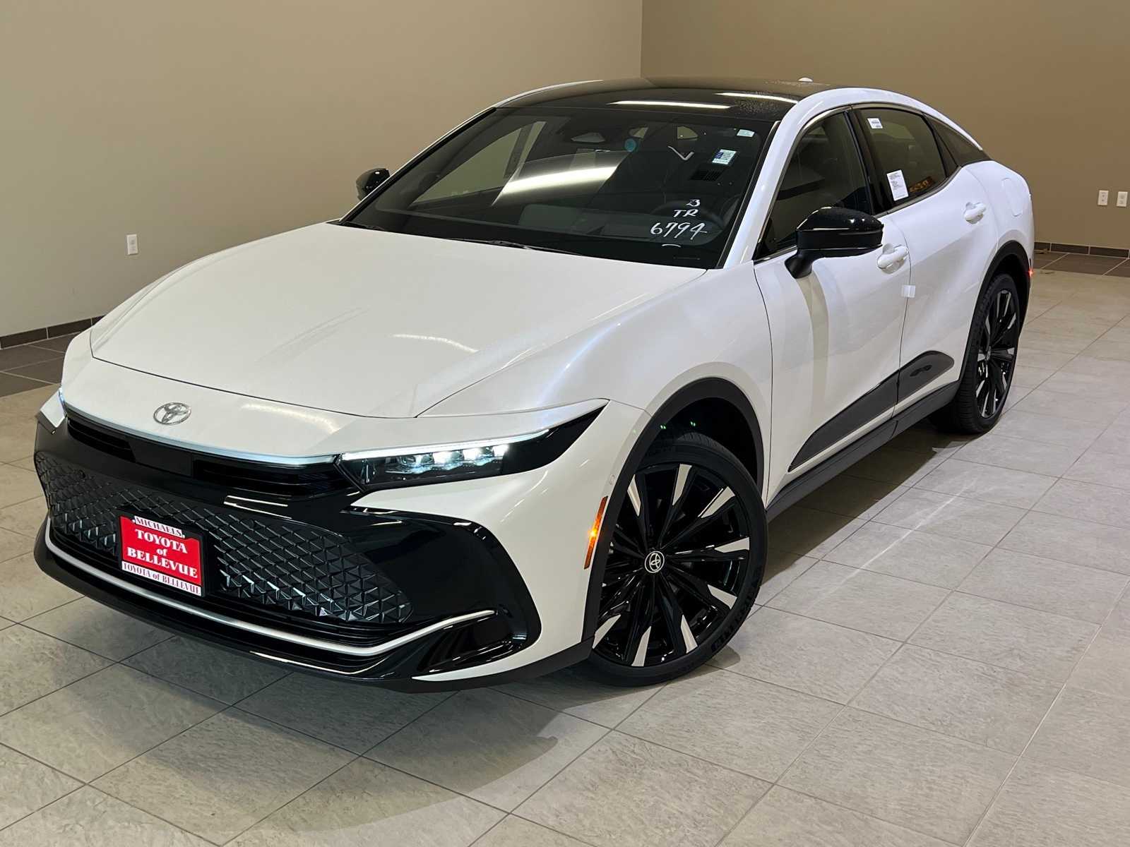 Thumbnail: 2026 Toyota Crown - 1