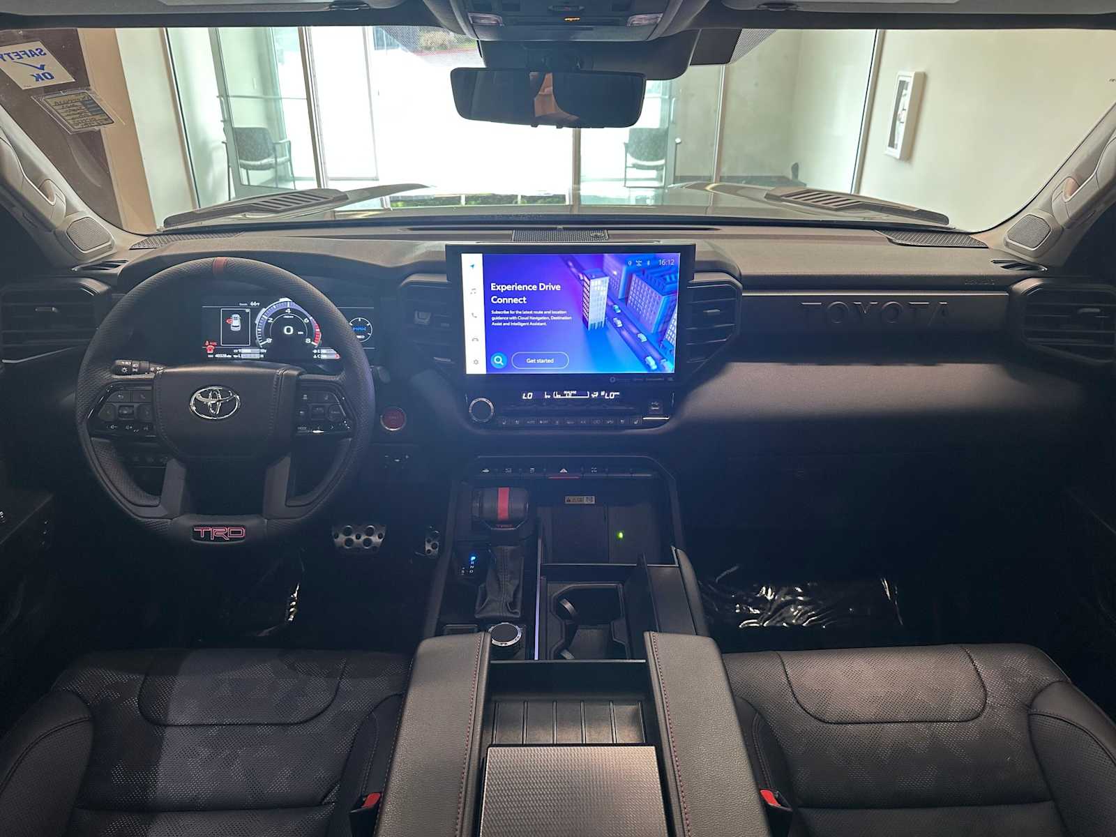 Thumbnail: 2023 Toyota Sequoia - 9