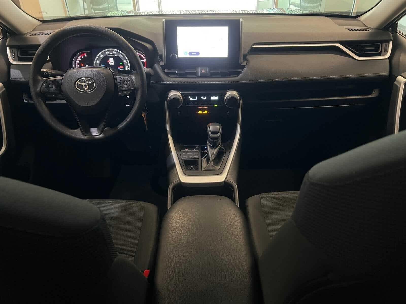 Thumbnail: 2023 Toyota RAV4 - 10