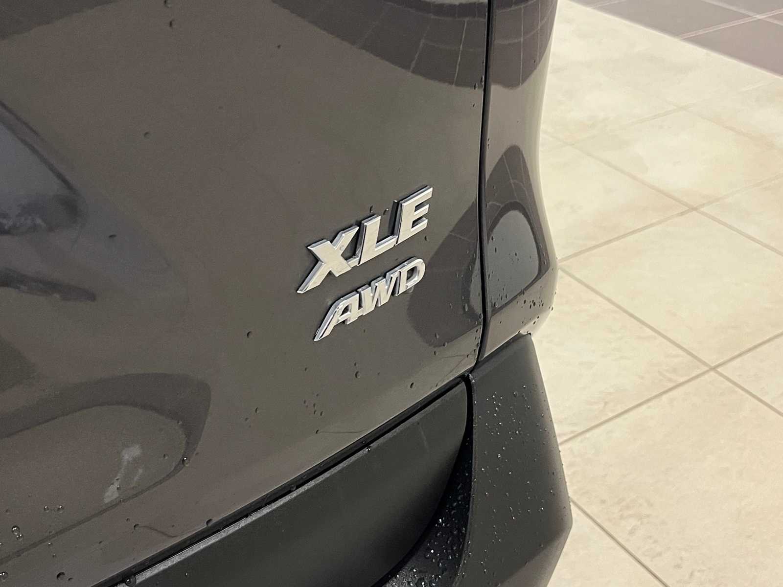 Thumbnail: 2022 Toyota RAV4 - 6