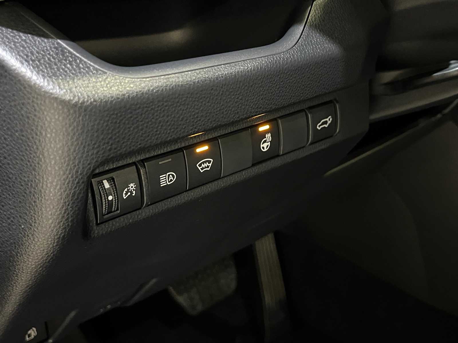 Thumbnail: 2025 Toyota RAV4 - 16