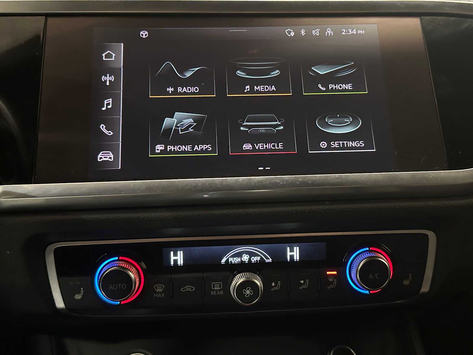 Thumbnail: 2022 Audi Q3 - 14