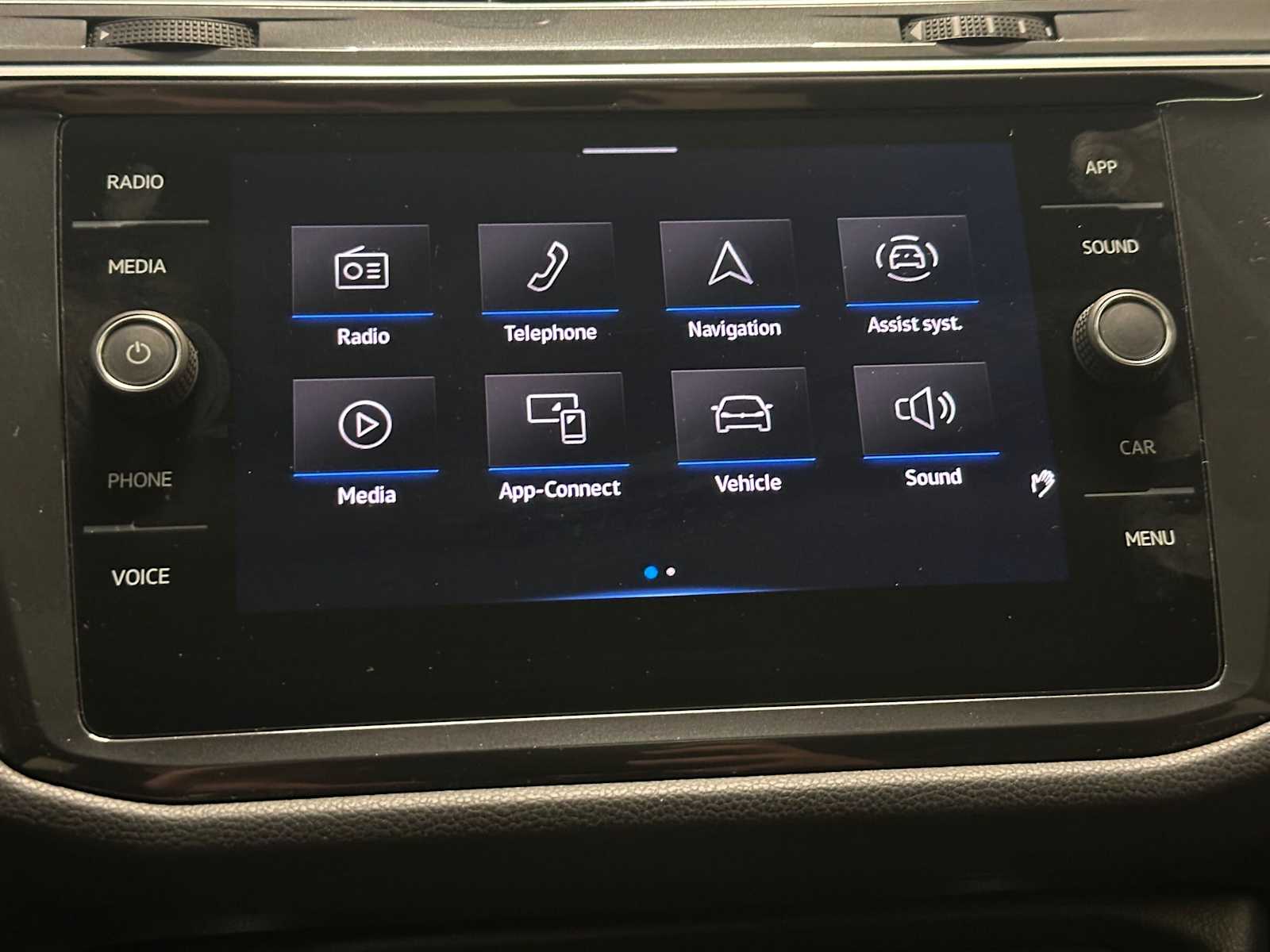 Thumbnail: 2021 Volkswagen Tiguan - 14