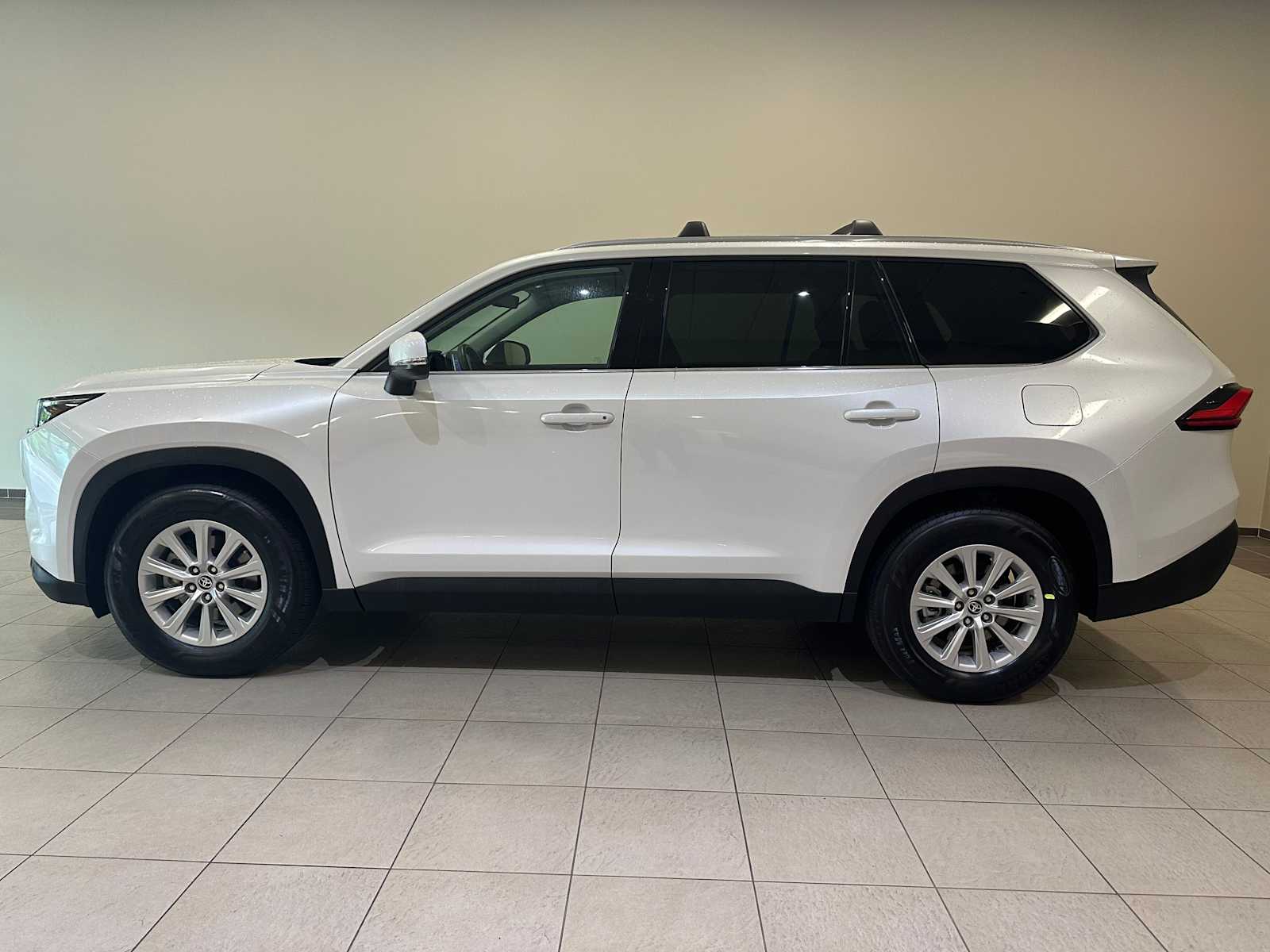 Thumbnail: 2024 Toyota Grand Highlander - 3
