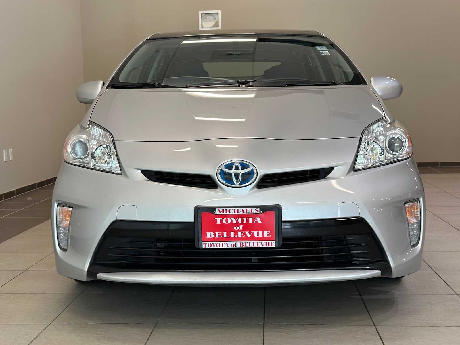 Thumbnail: 2012 Toyota Prius - 6