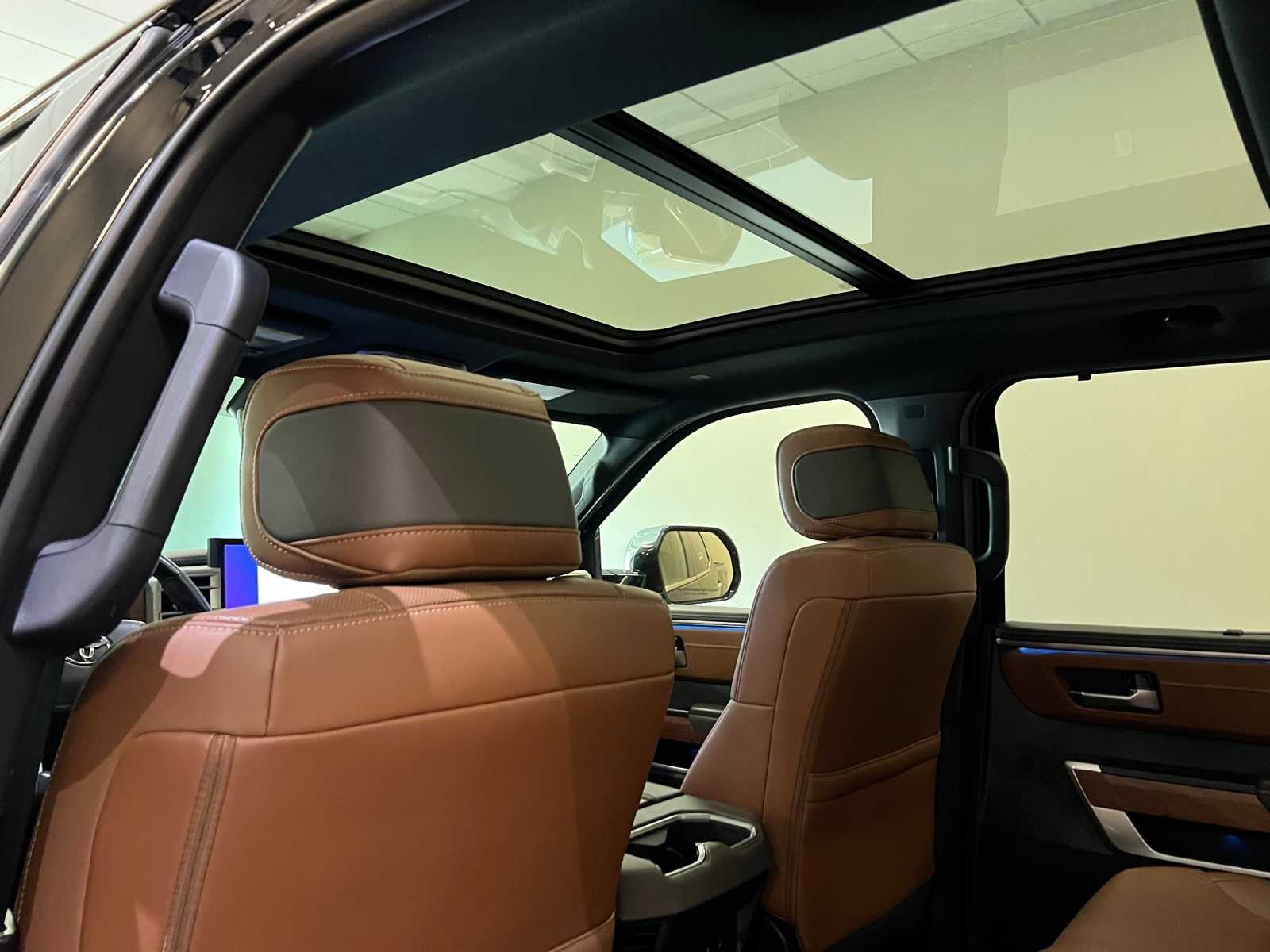 Thumbnail: 2024 Toyota Tundra - 12