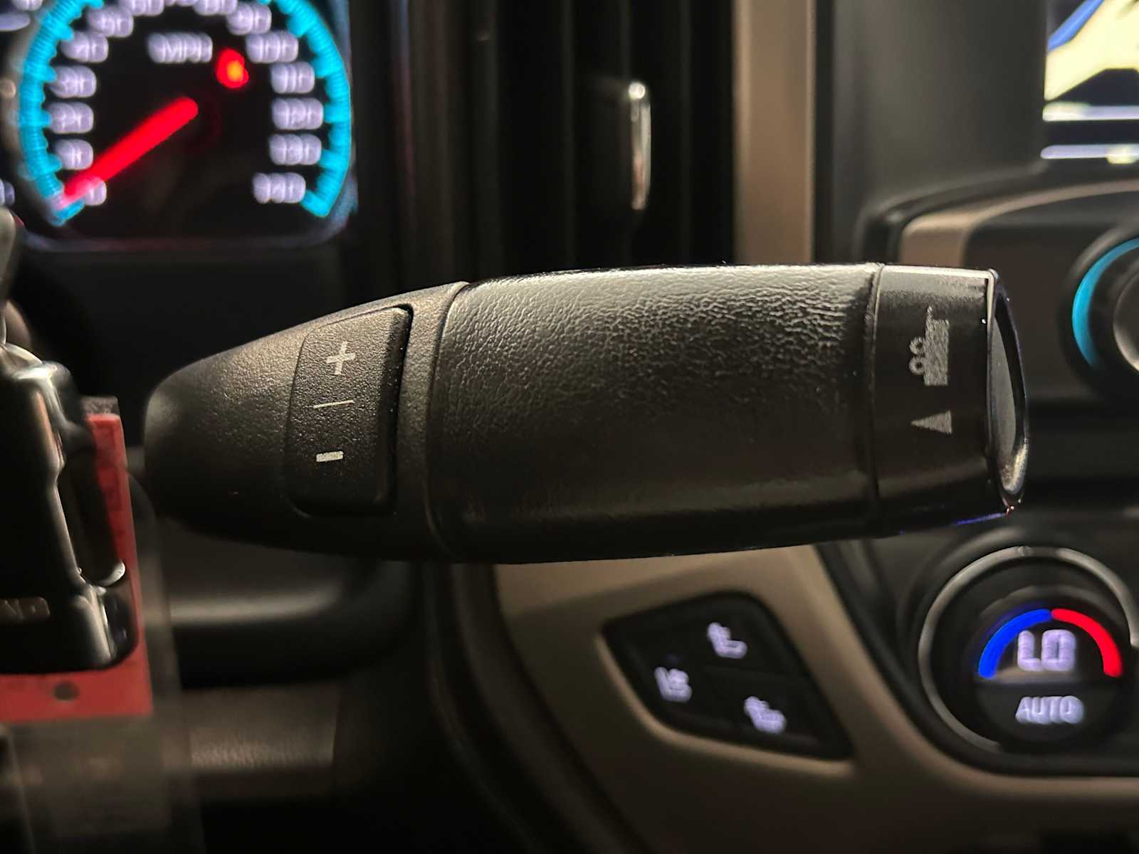 Thumbnail: 2018 GMC Sierra 3500 - 16