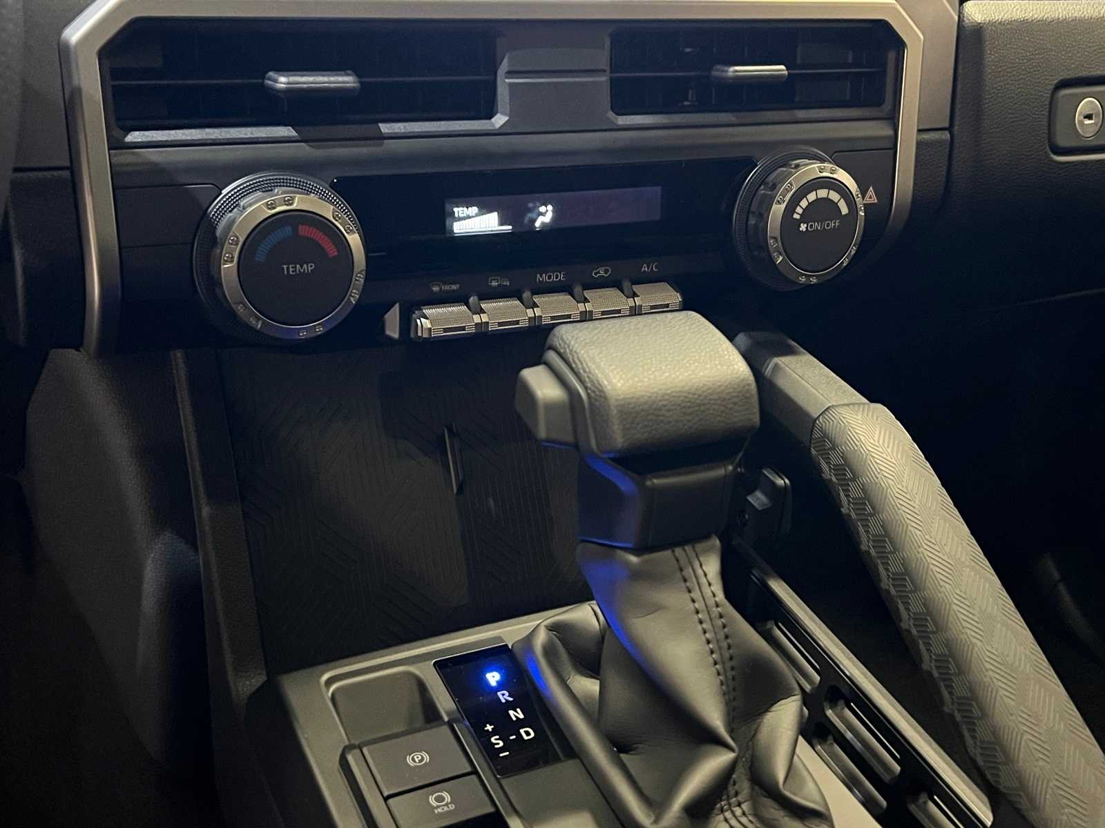 Thumbnail: 2025 Toyota 4Runner - 23