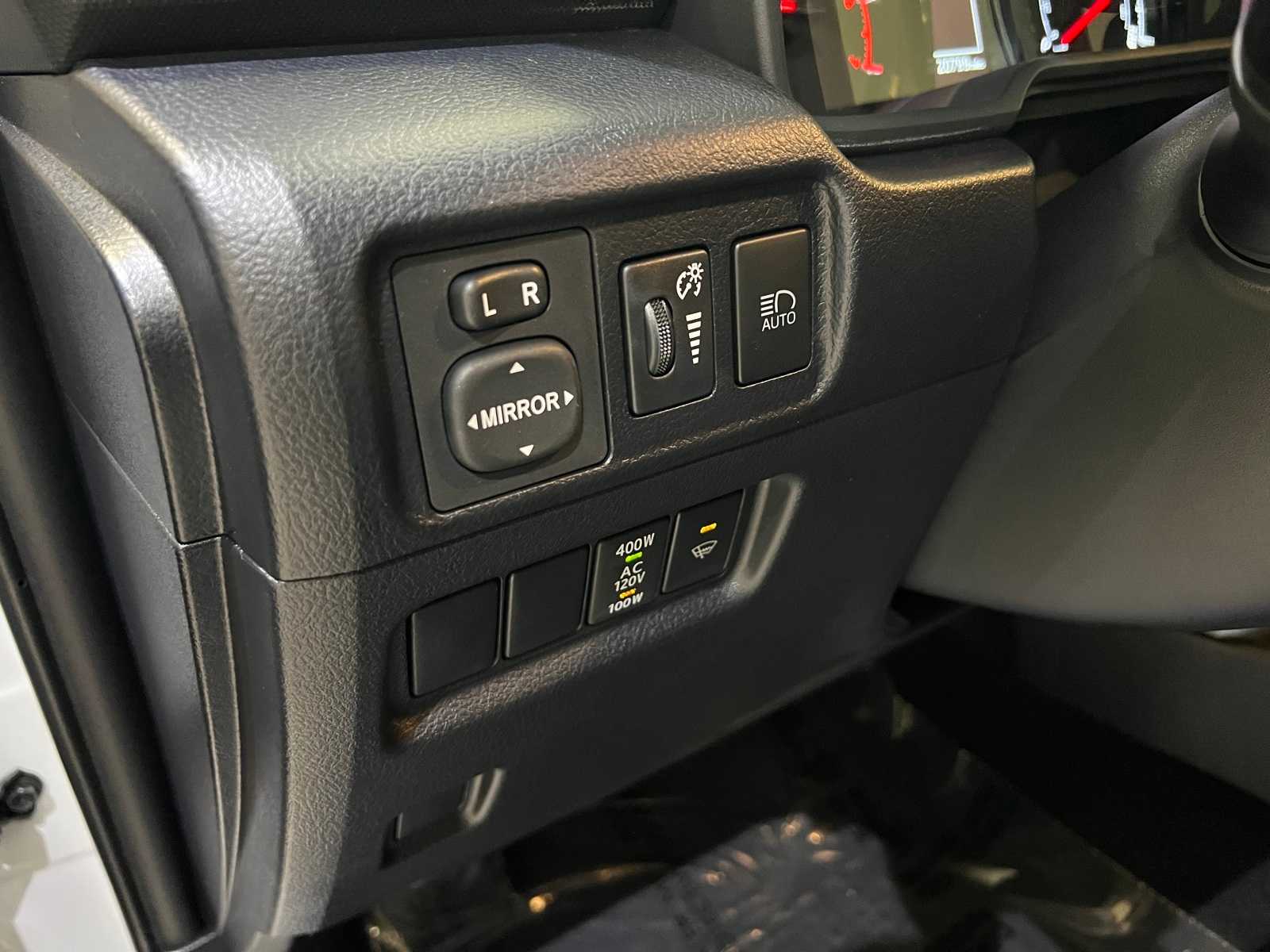 Thumbnail: 2024 Toyota 4Runner - 16