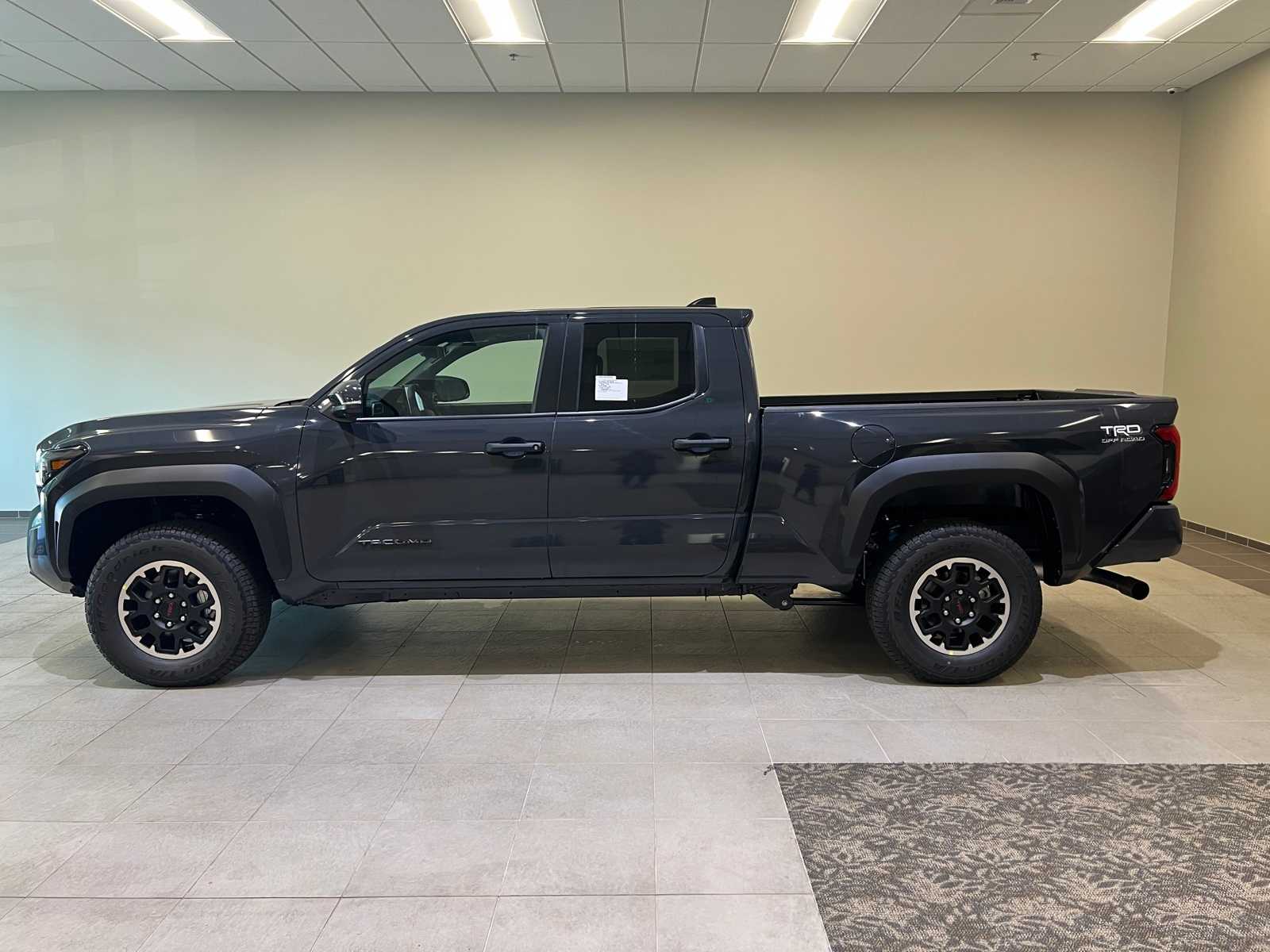 Thumbnail: 2025 Toyota Tacoma - 3