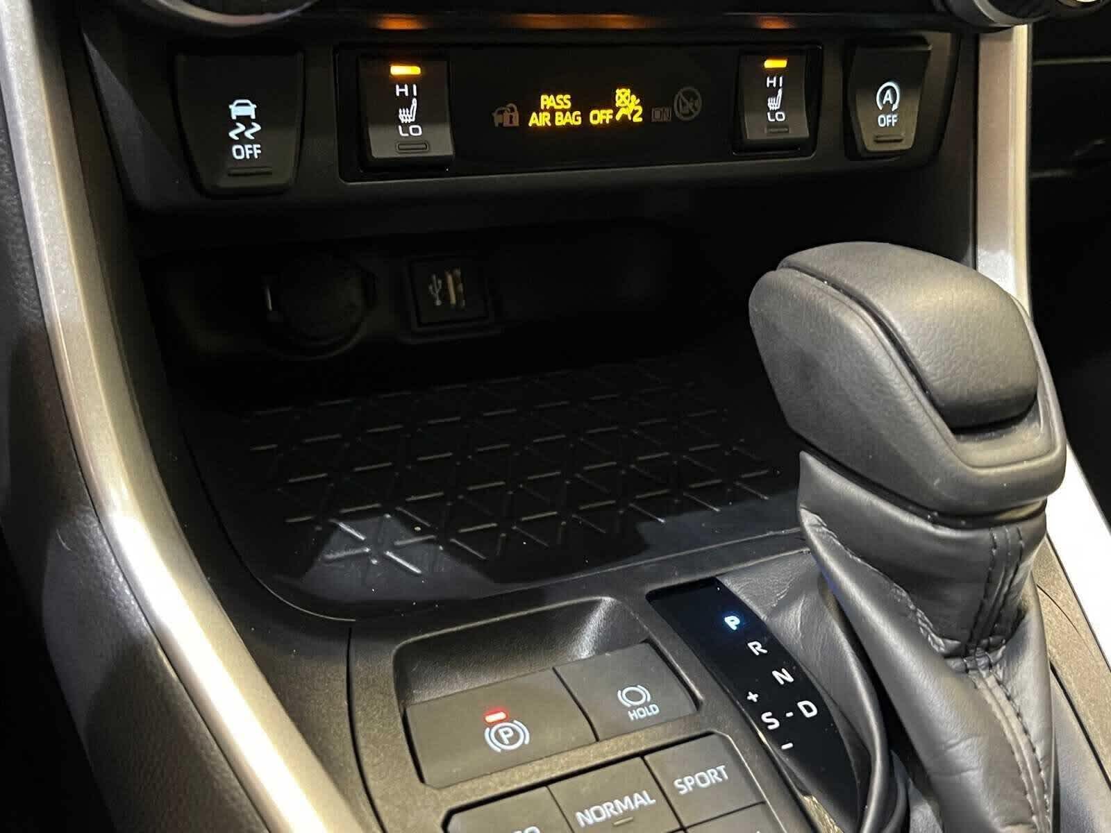 Thumbnail: 2024 Toyota RAV4 - 27