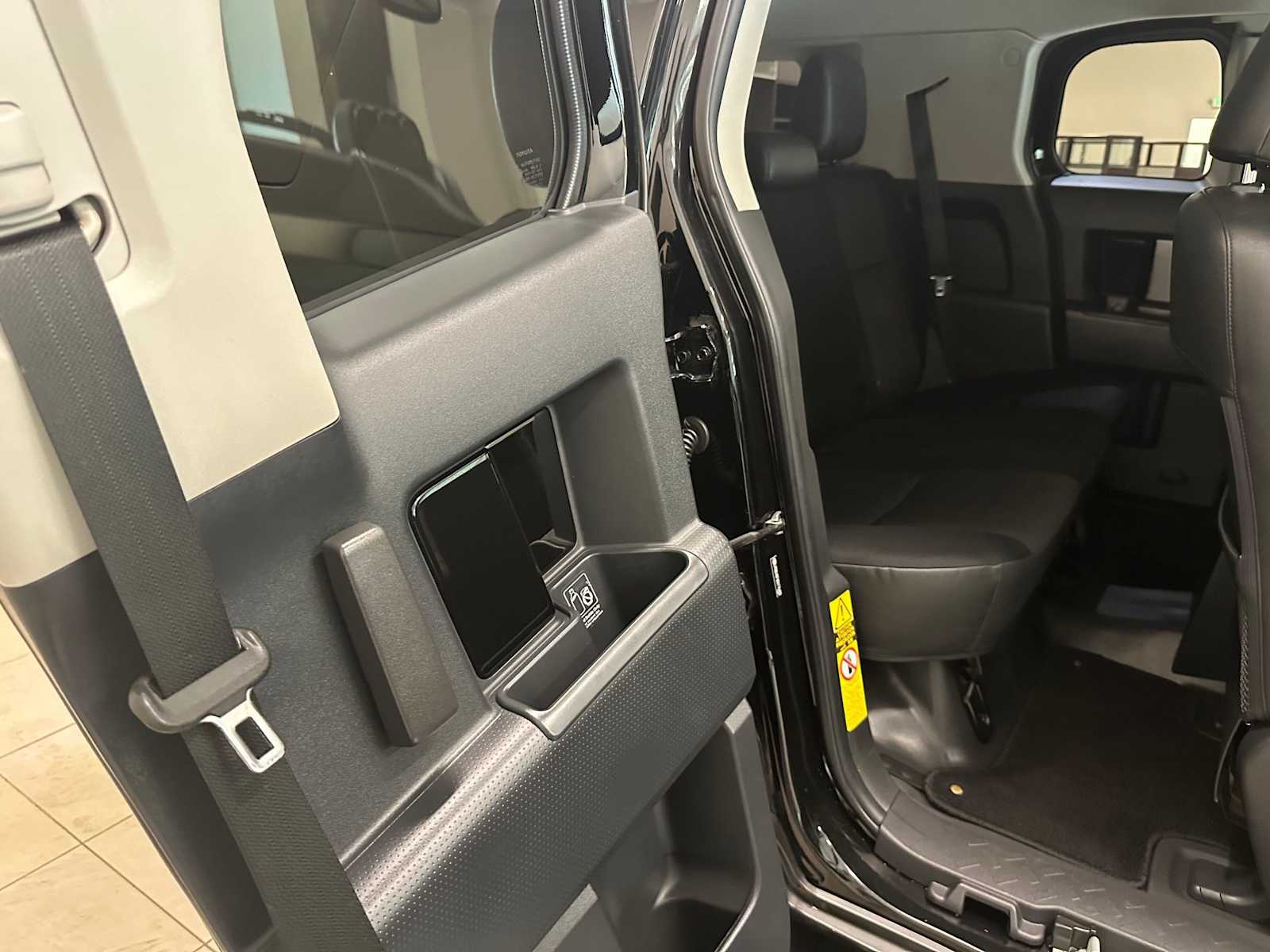 Thumbnail: 2014 Toyota FJ Cruiser - 24