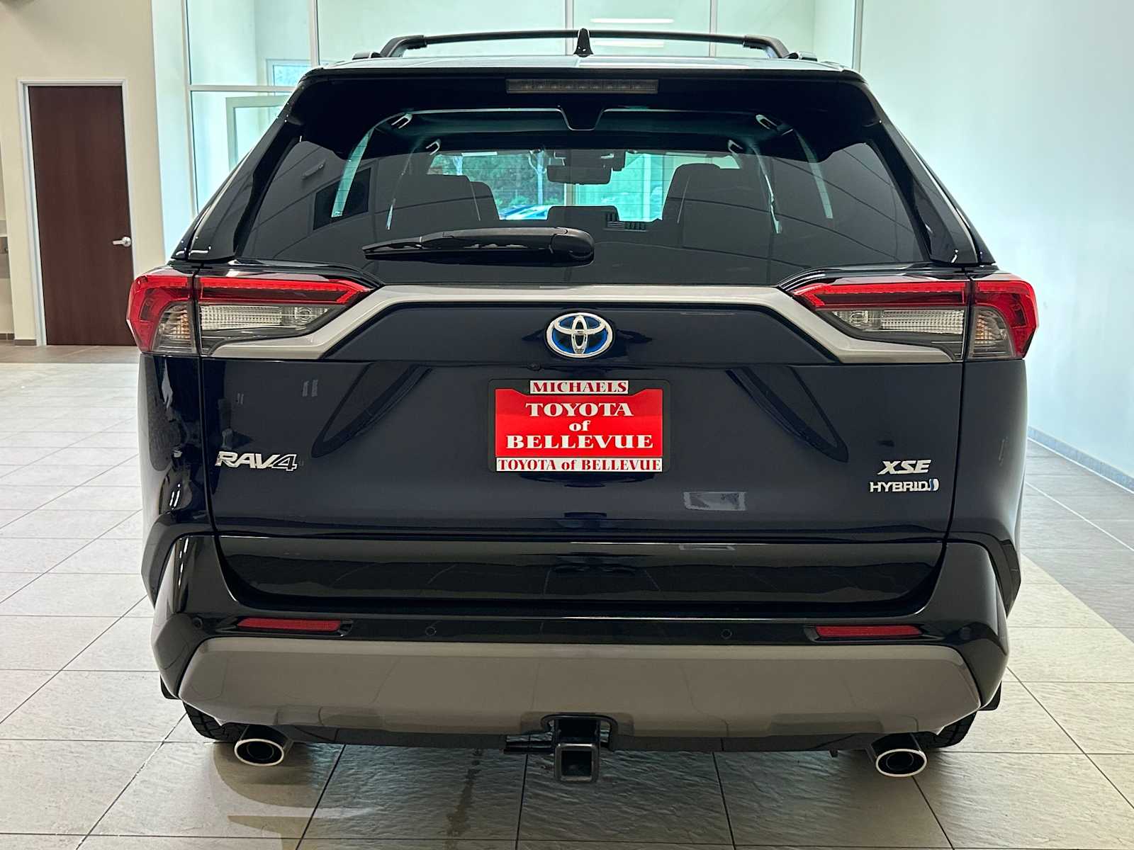 Thumbnail: 2021 Toyota RAV4 - 5