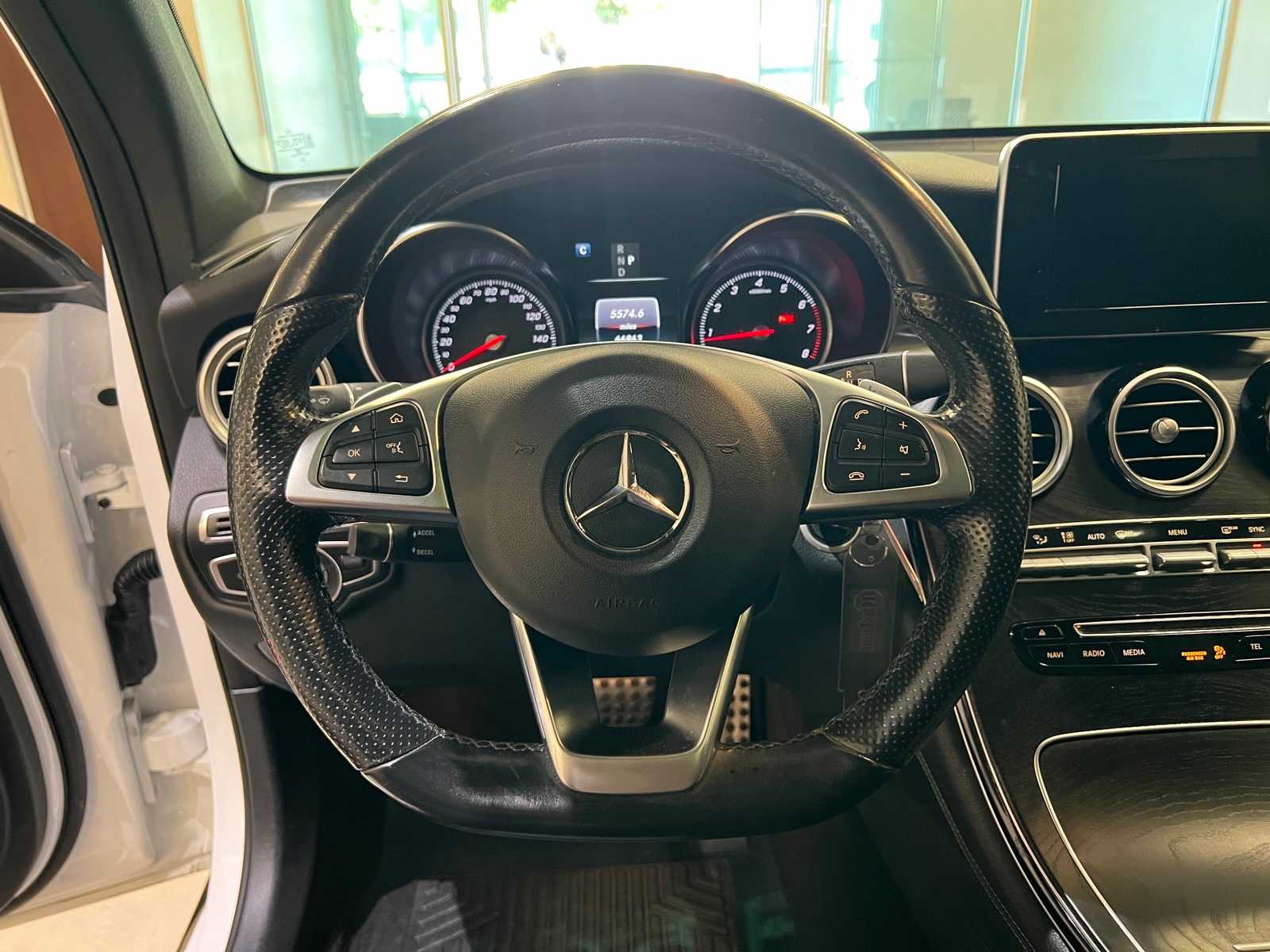 Thumbnail: 2018 Mercedes-Benz GLC - 20