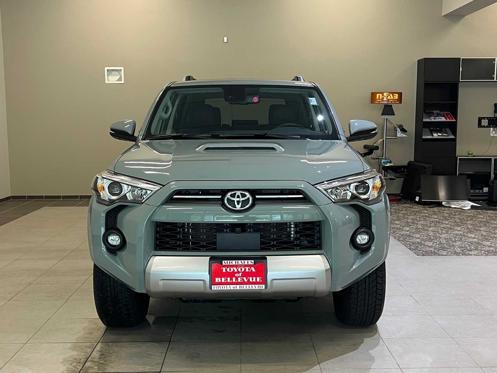 Thumbnail: 2023 Toyota 4Runner - 8