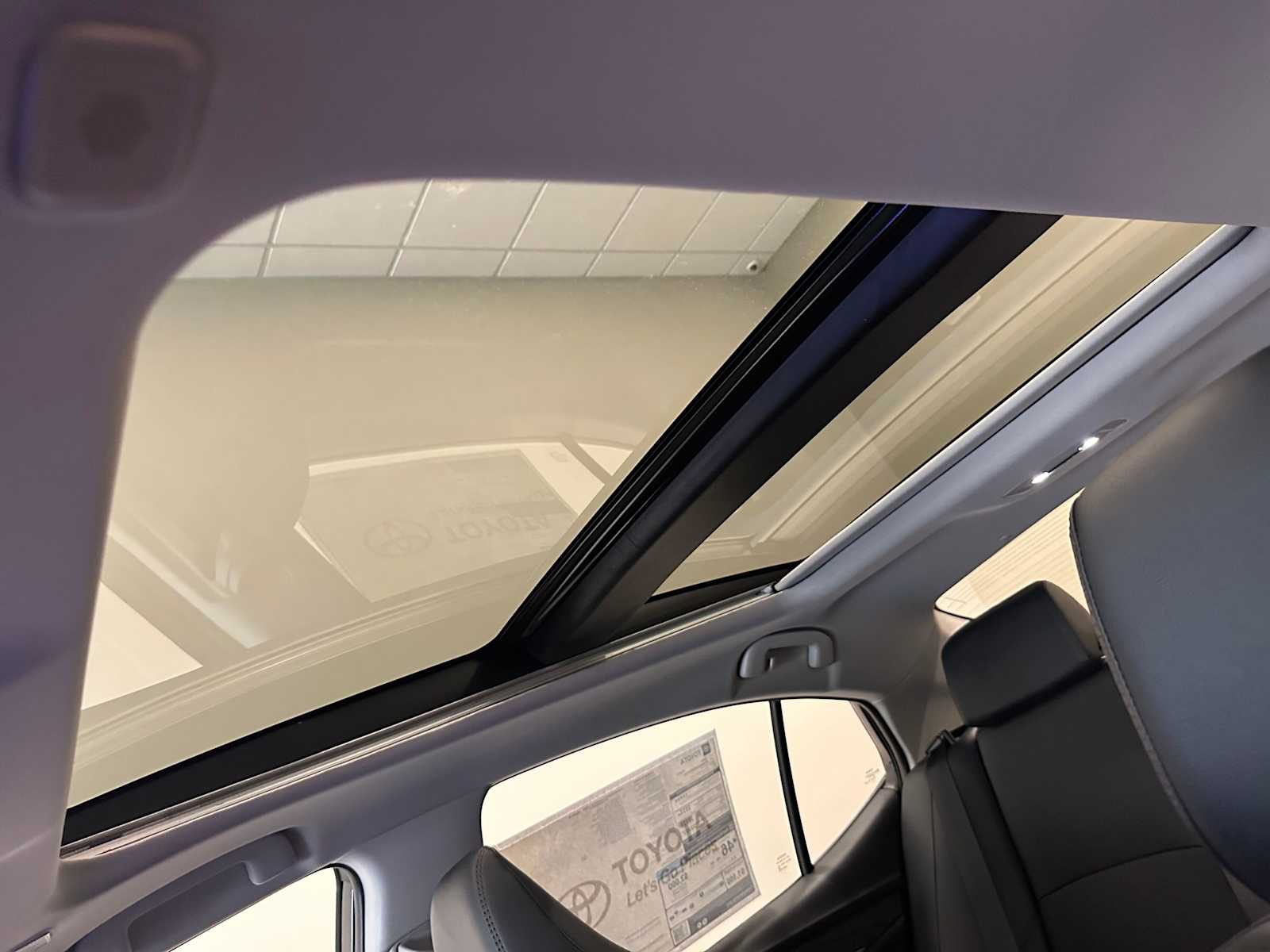 Thumbnail: 2026 Toyota Camry - 21