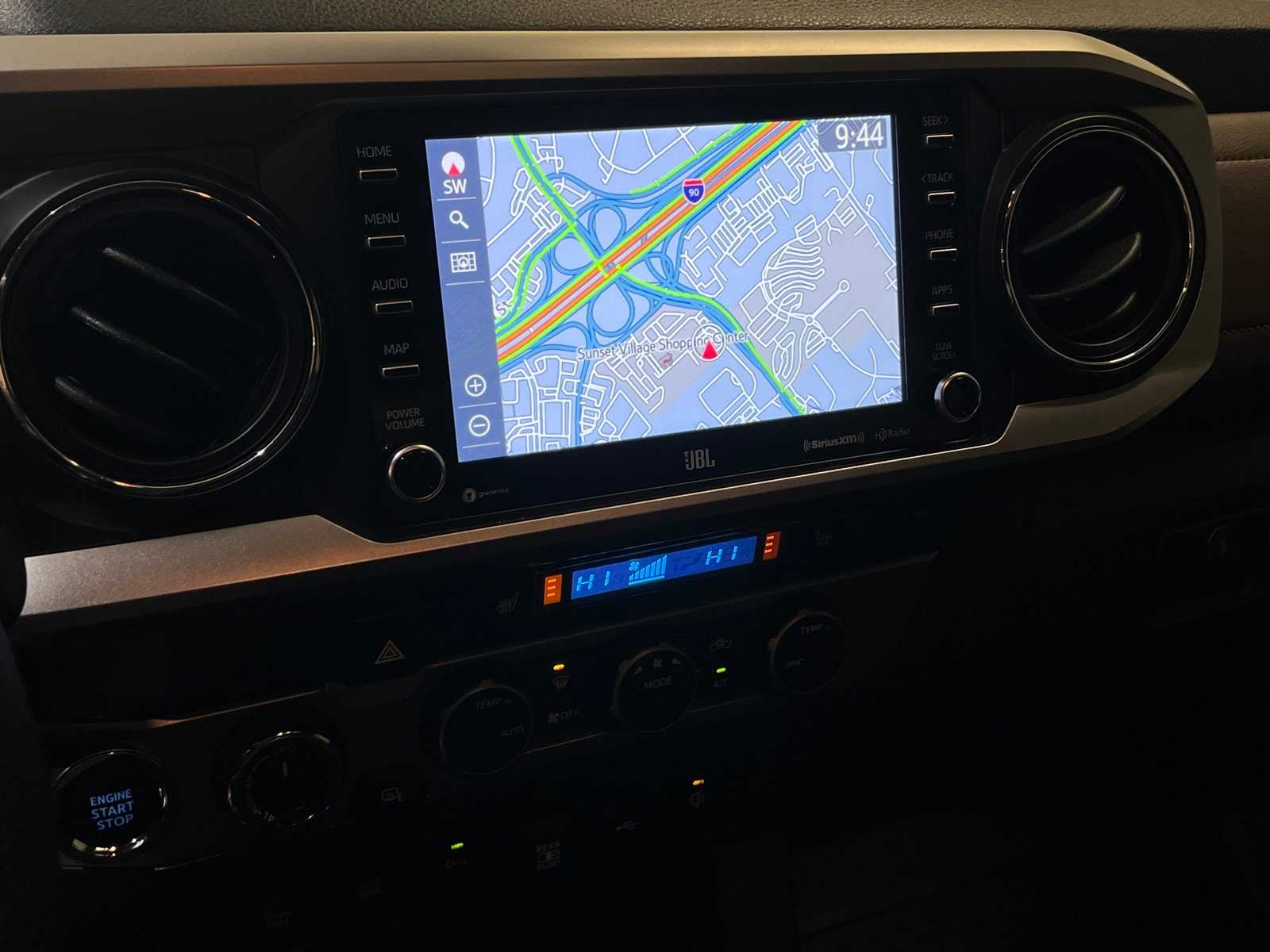 Thumbnail: 2022 Toyota Tacoma - 25