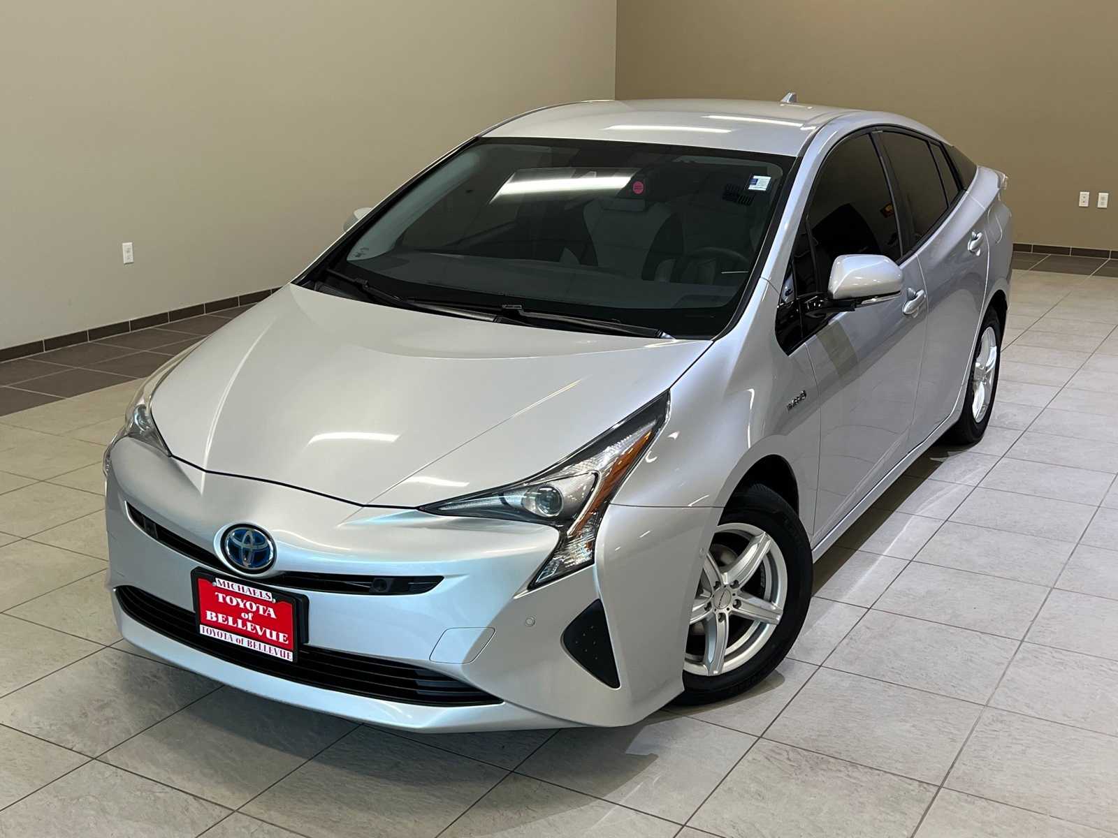 Thumbnail: 2017 Toyota Prius - 1