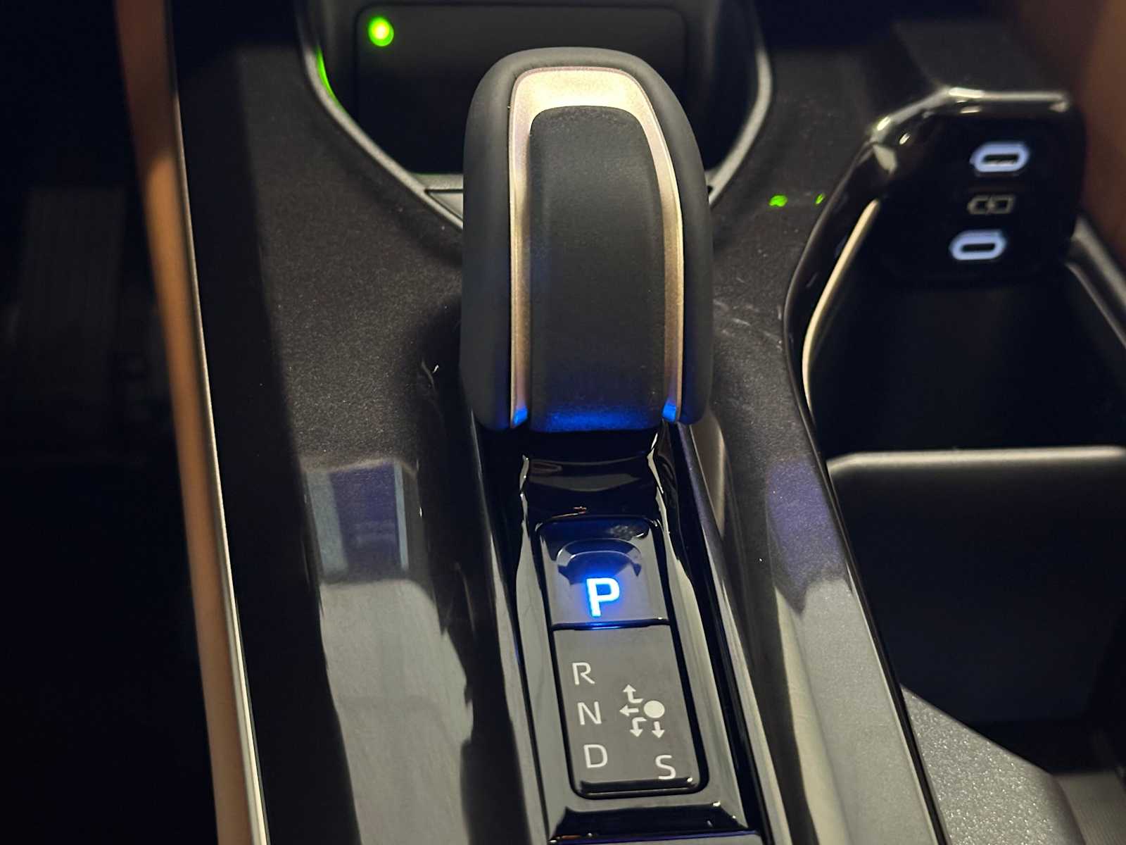 Thumbnail: 2026 Toyota Crown Signia - 17