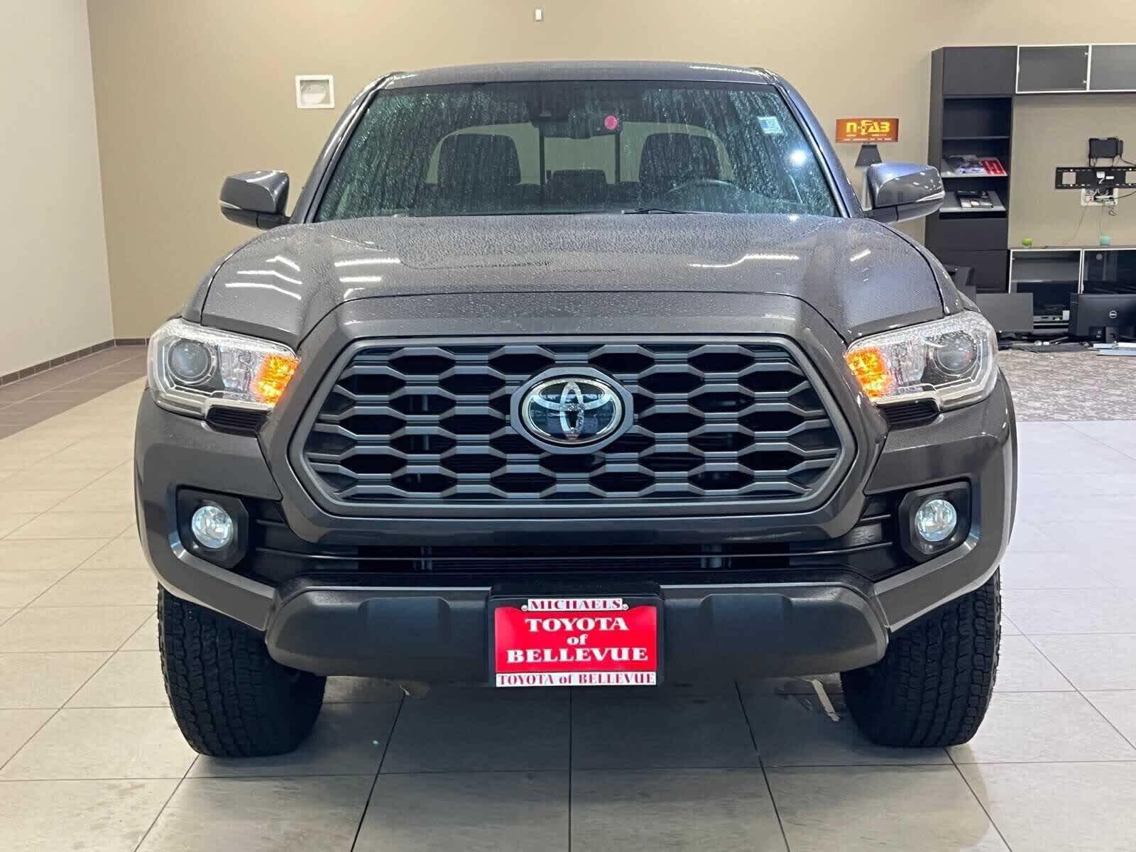 Thumbnail: 2020 Toyota Tacoma - 8