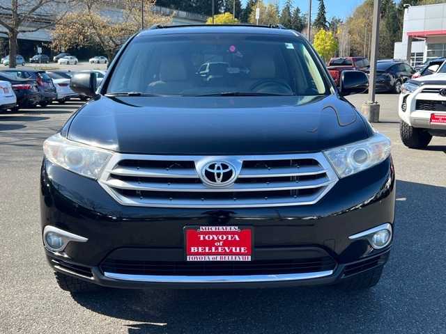 Thumbnail: 2011 Toyota Highlander - 8