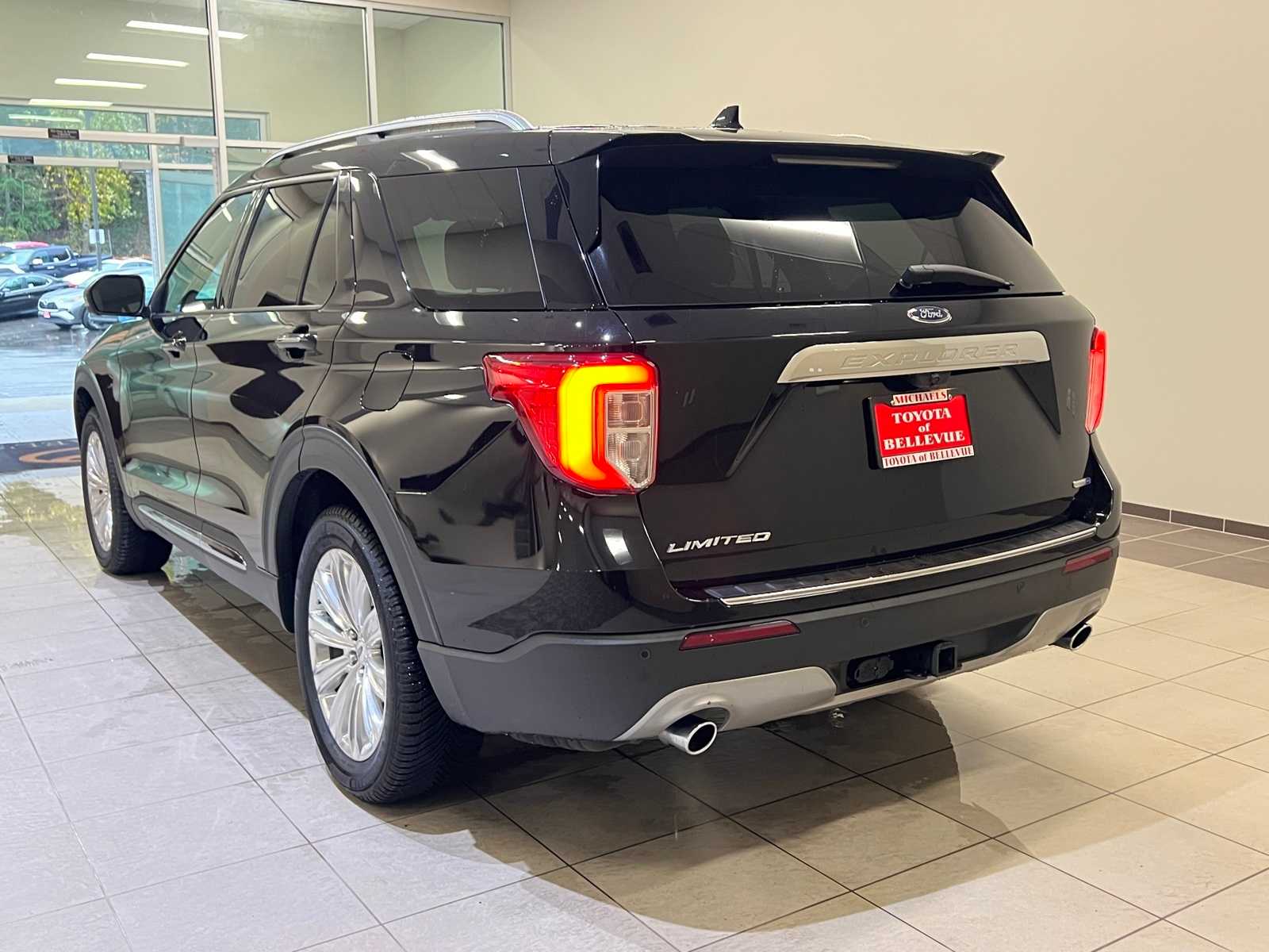 Thumbnail: 2020 Ford Explorer - 4