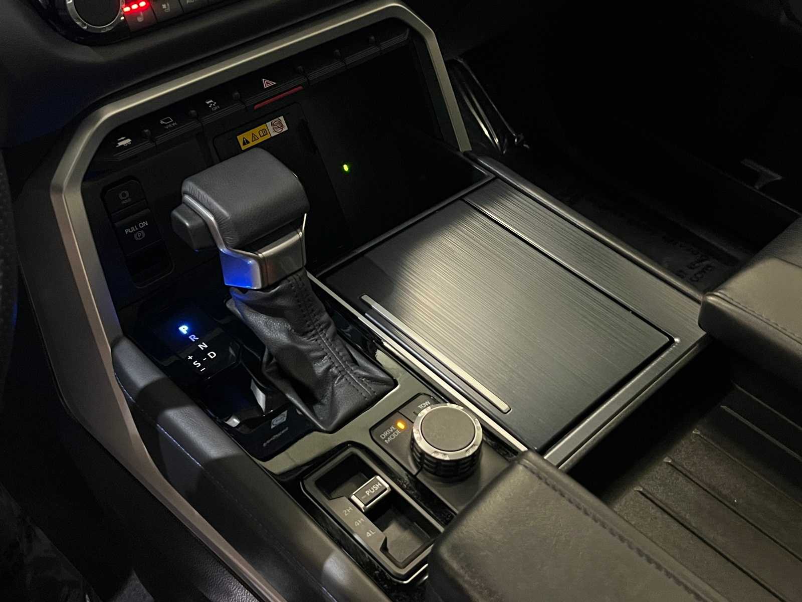 Thumbnail: 2024 Toyota Sequoia - 25