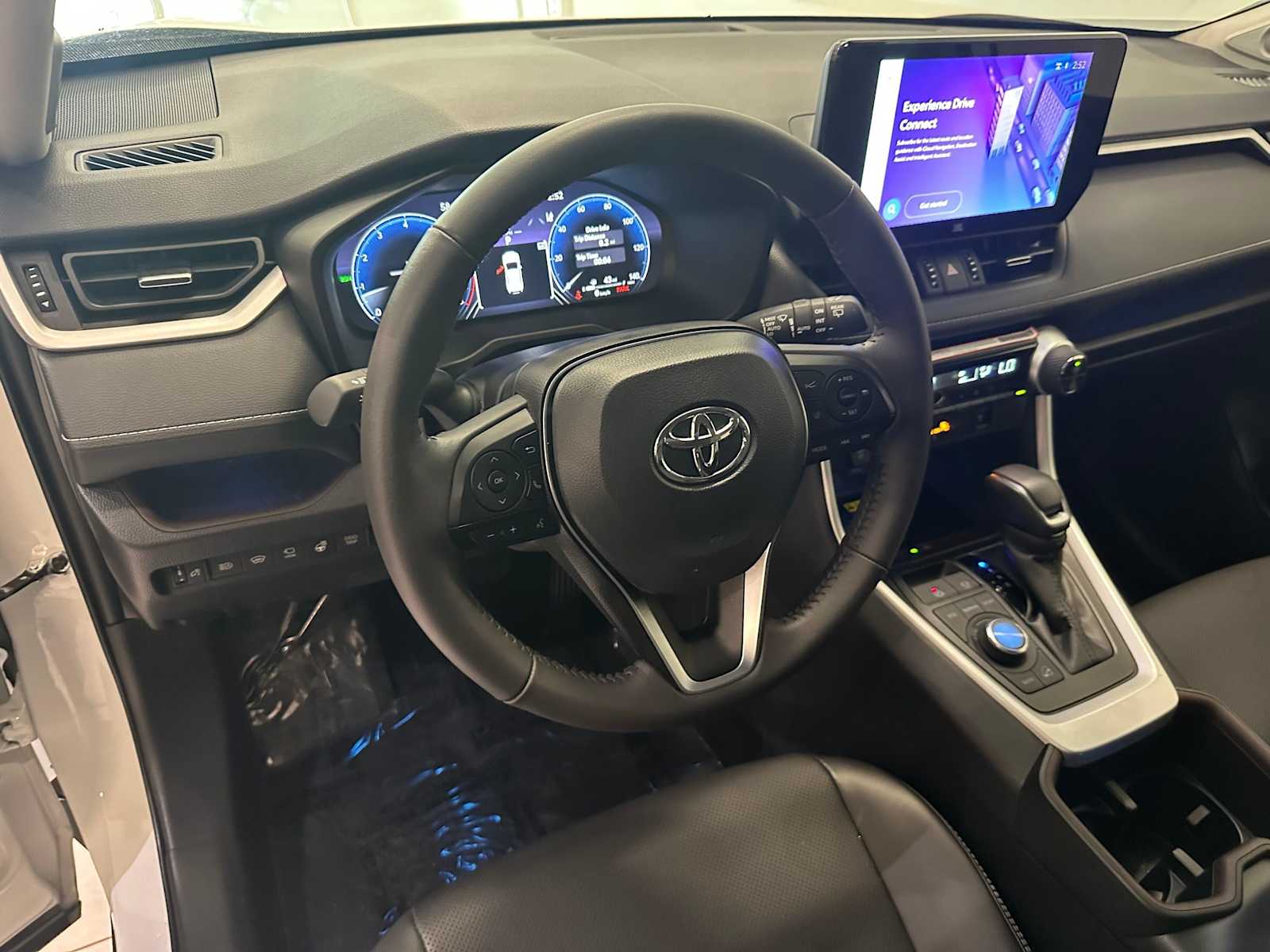 Thumbnail: 2025 Toyota RAV4 - 2