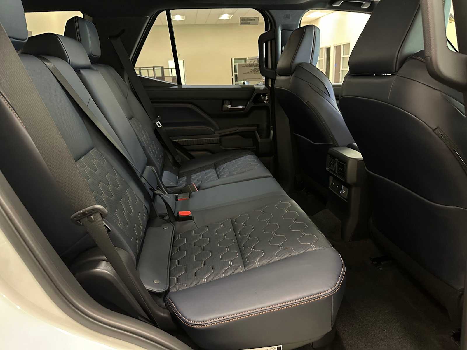 Thumbnail: 2026 Toyota 4Runner - 26