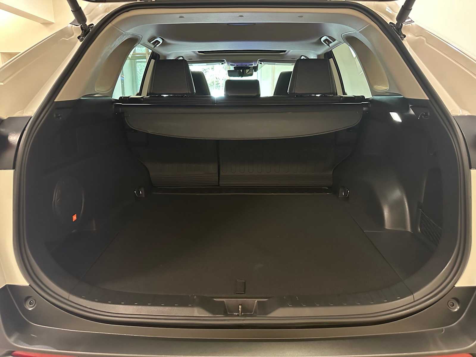 Thumbnail: 2025 Toyota RAV4 - 30