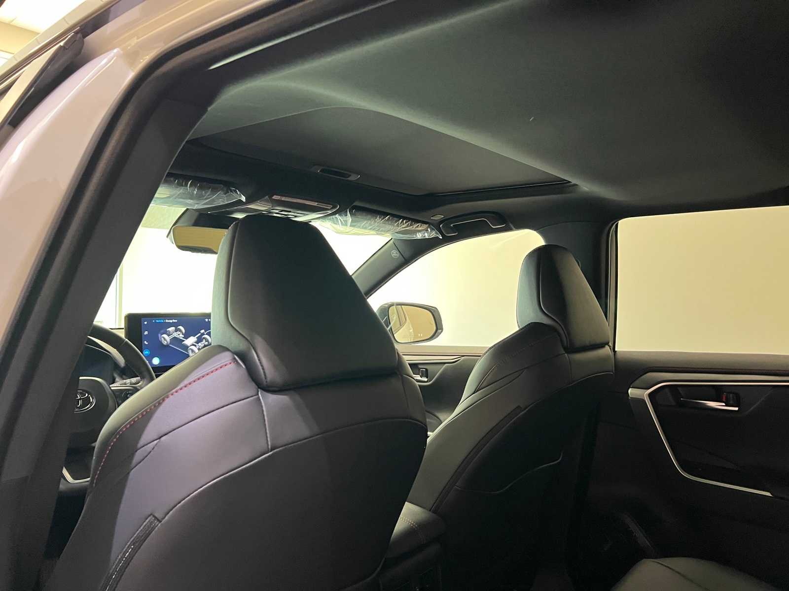 Thumbnail: 2025 Toyota RAV4 - 12