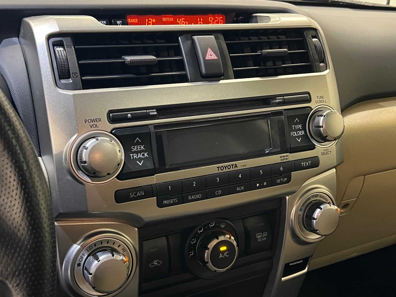 Thumbnail: 2011 Toyota 4Runner - 25