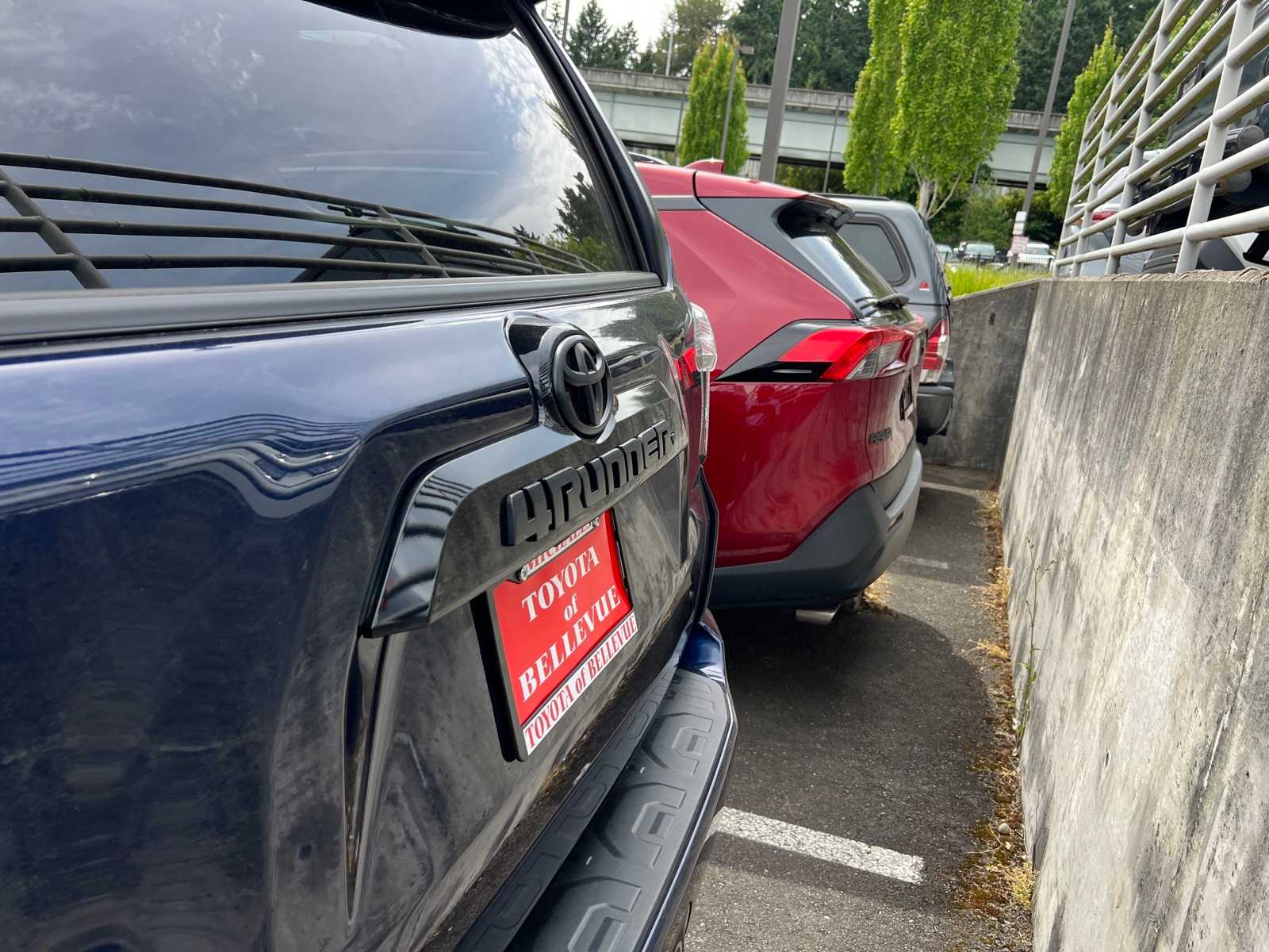 Thumbnail: 2021 Toyota 4Runner - 8