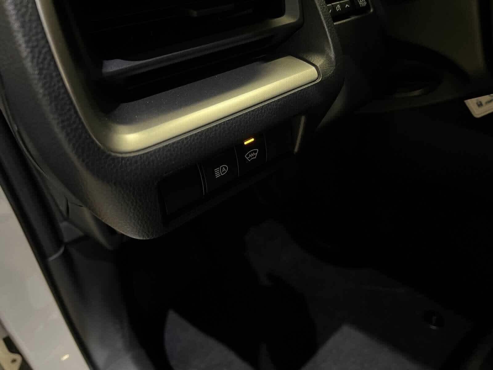 Thumbnail: 2024 Toyota Prius - 16