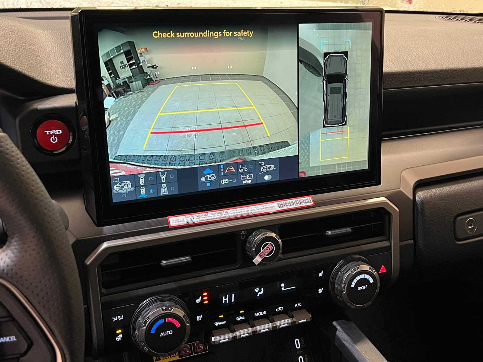 Thumbnail: 2025 Toyota 4Runner - 28