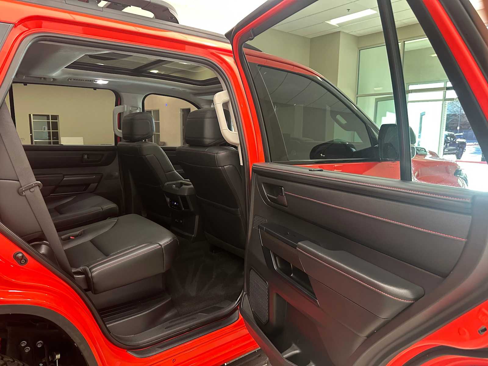 Thumbnail: 2023 Toyota Sequoia - 27