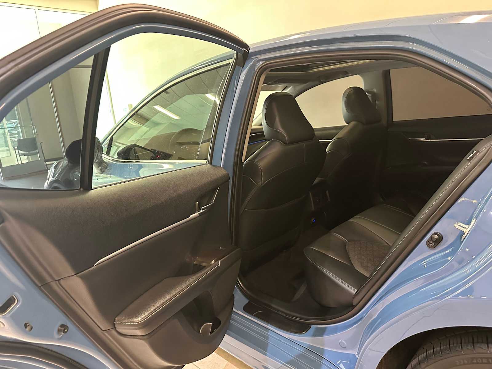 Thumbnail: 2023 Toyota Camry - 27