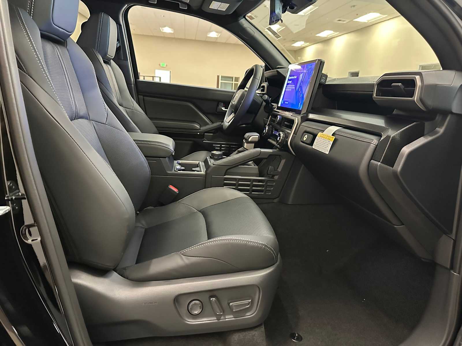 Thumbnail: 2026 Toyota 4Runner - 27