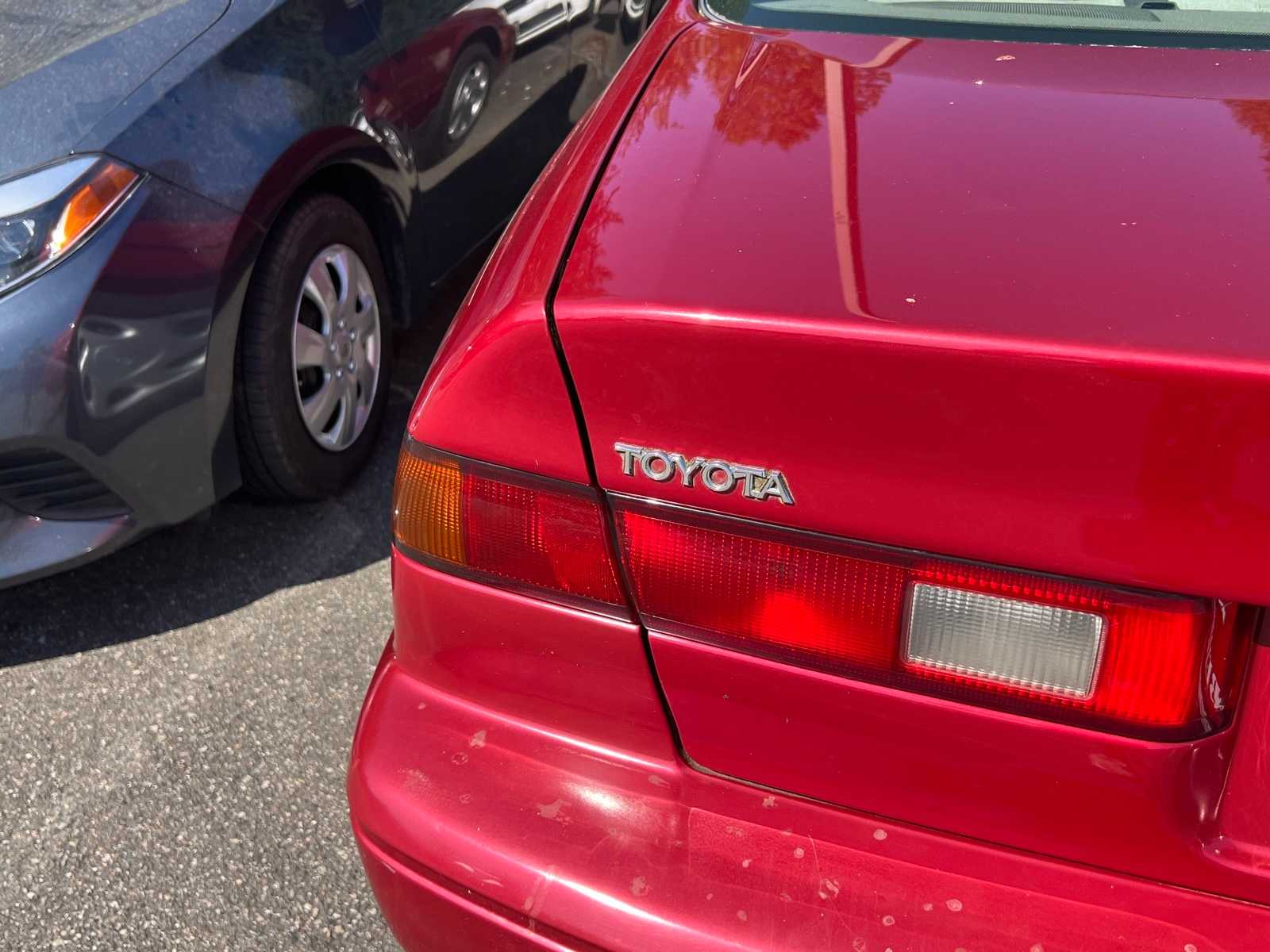 Thumbnail: 1998 Toyota Camry - 10