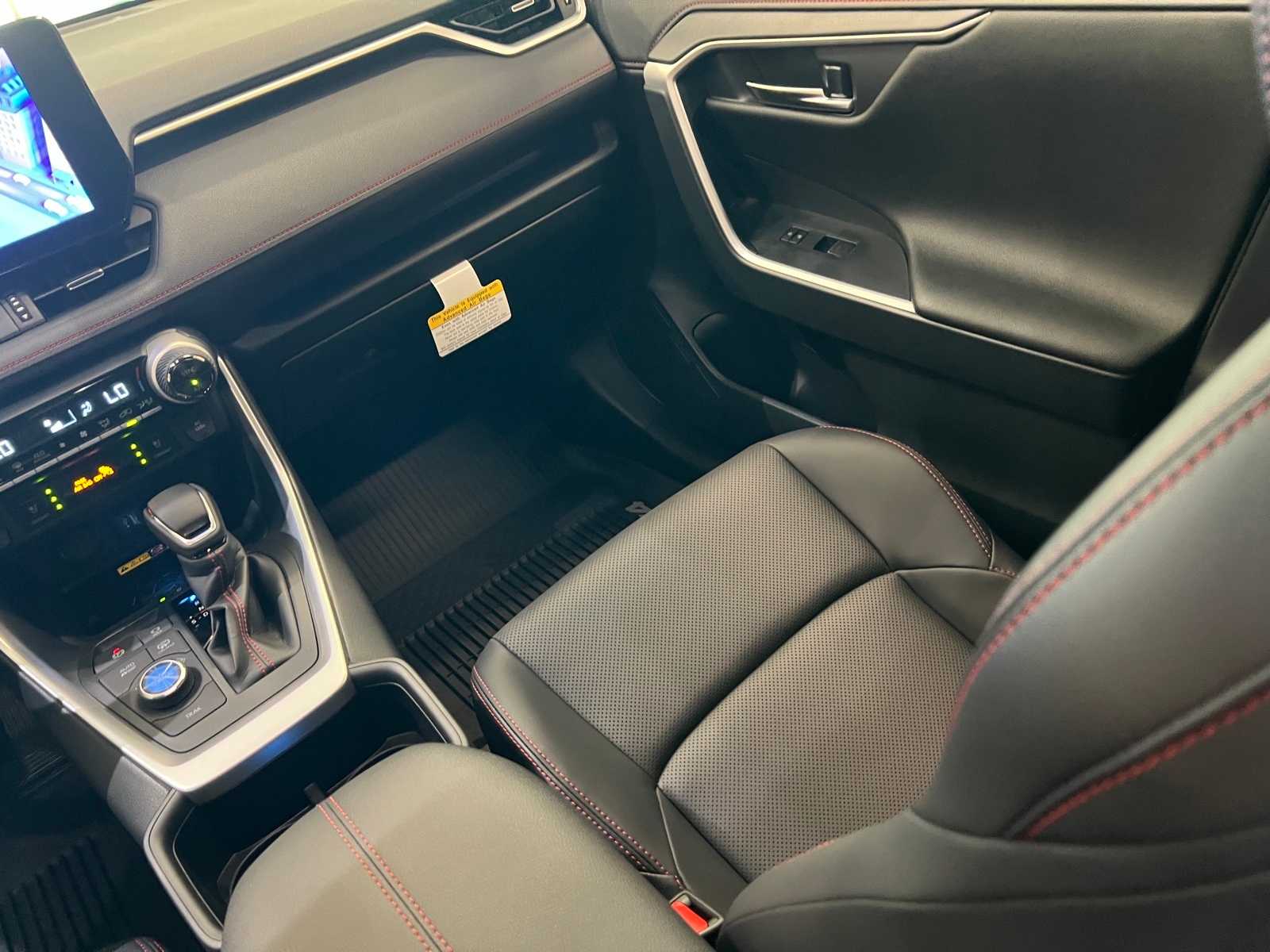 Thumbnail: 2025 Toyota RAV4 - 11