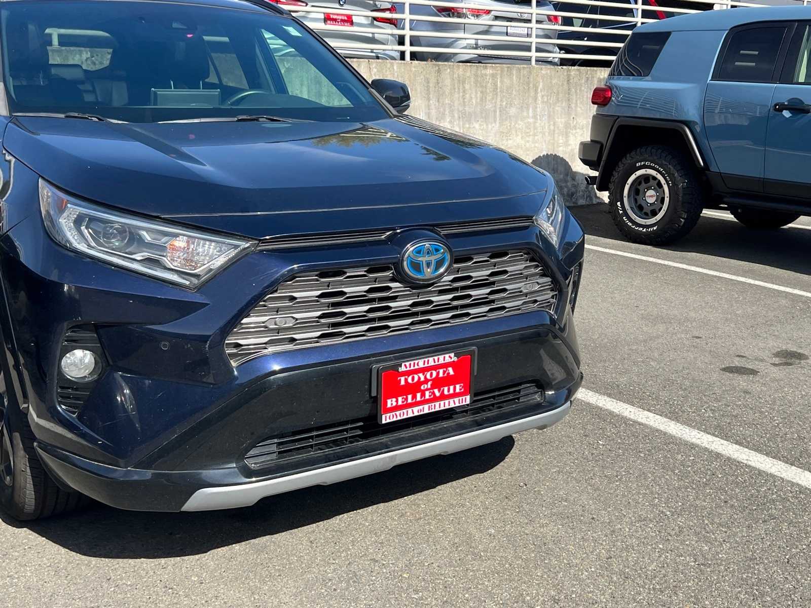 Thumbnail: 2020 Toyota RAV4 - 4