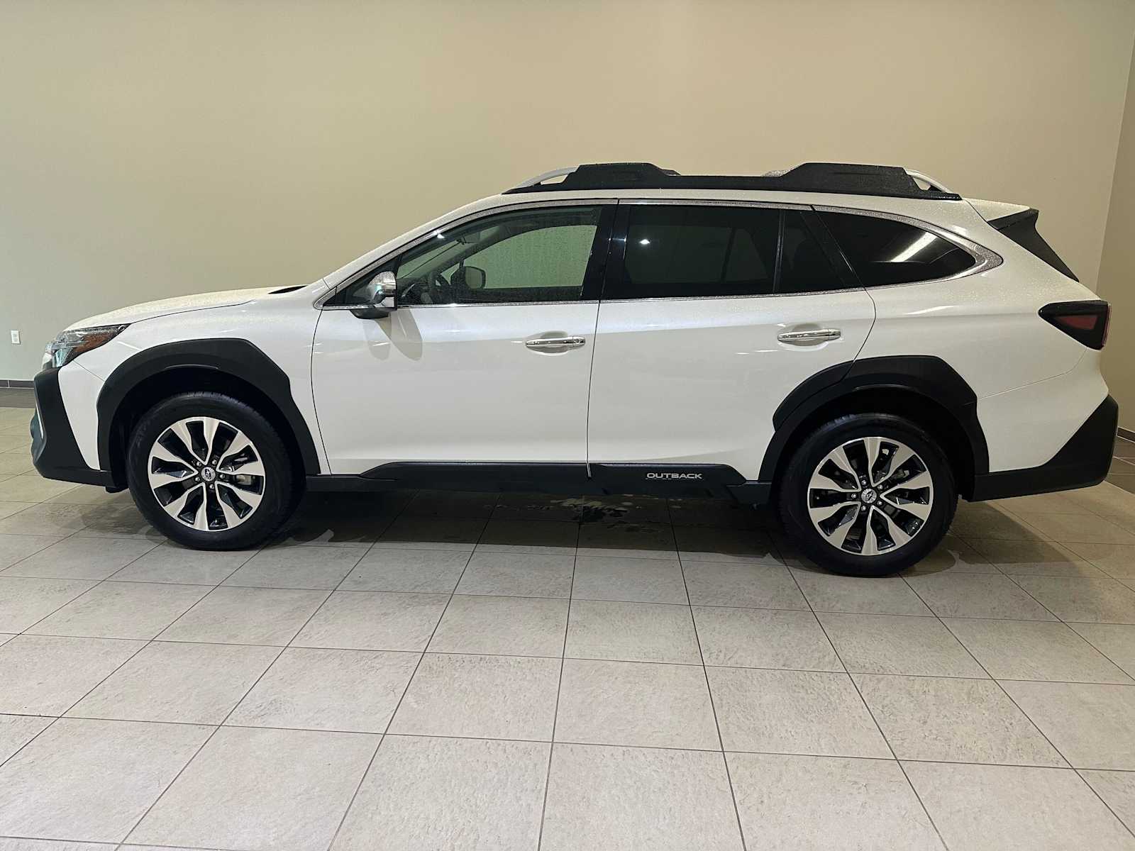 Thumbnail: 2023 Subaru Outback - 3