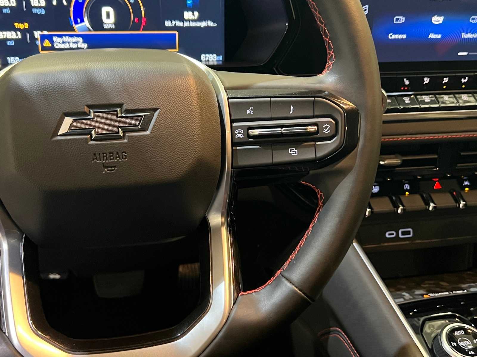 Thumbnail: 2024 Chevrolet Colorado - 20